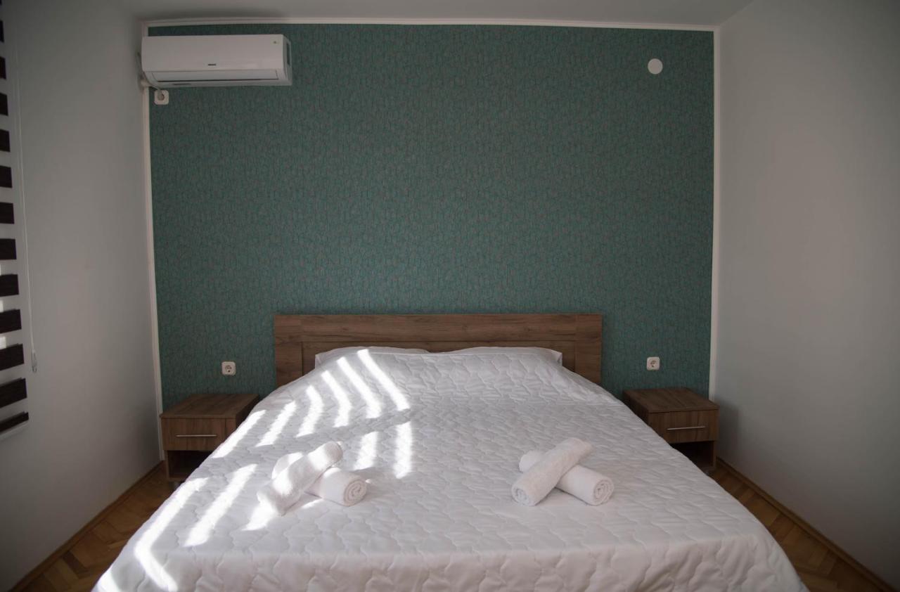Guest House La Baja Охрид Екстериор снимка