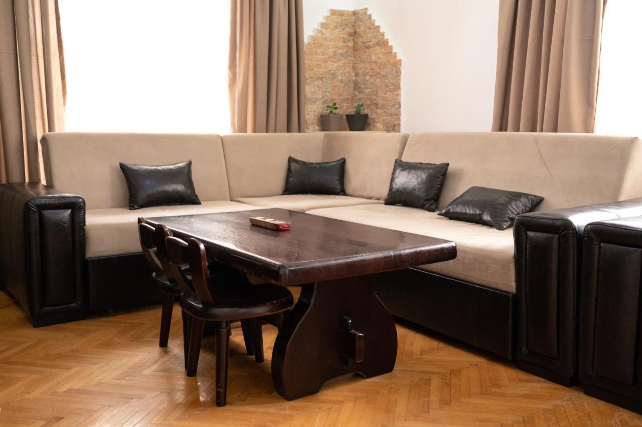 Guest House La Baja Охрид Екстериор снимка