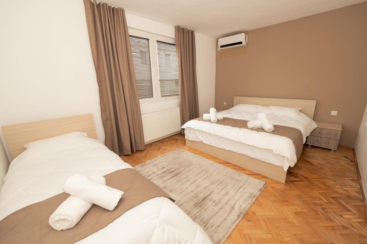 Guest House La Baja Охрид Екстериор снимка
