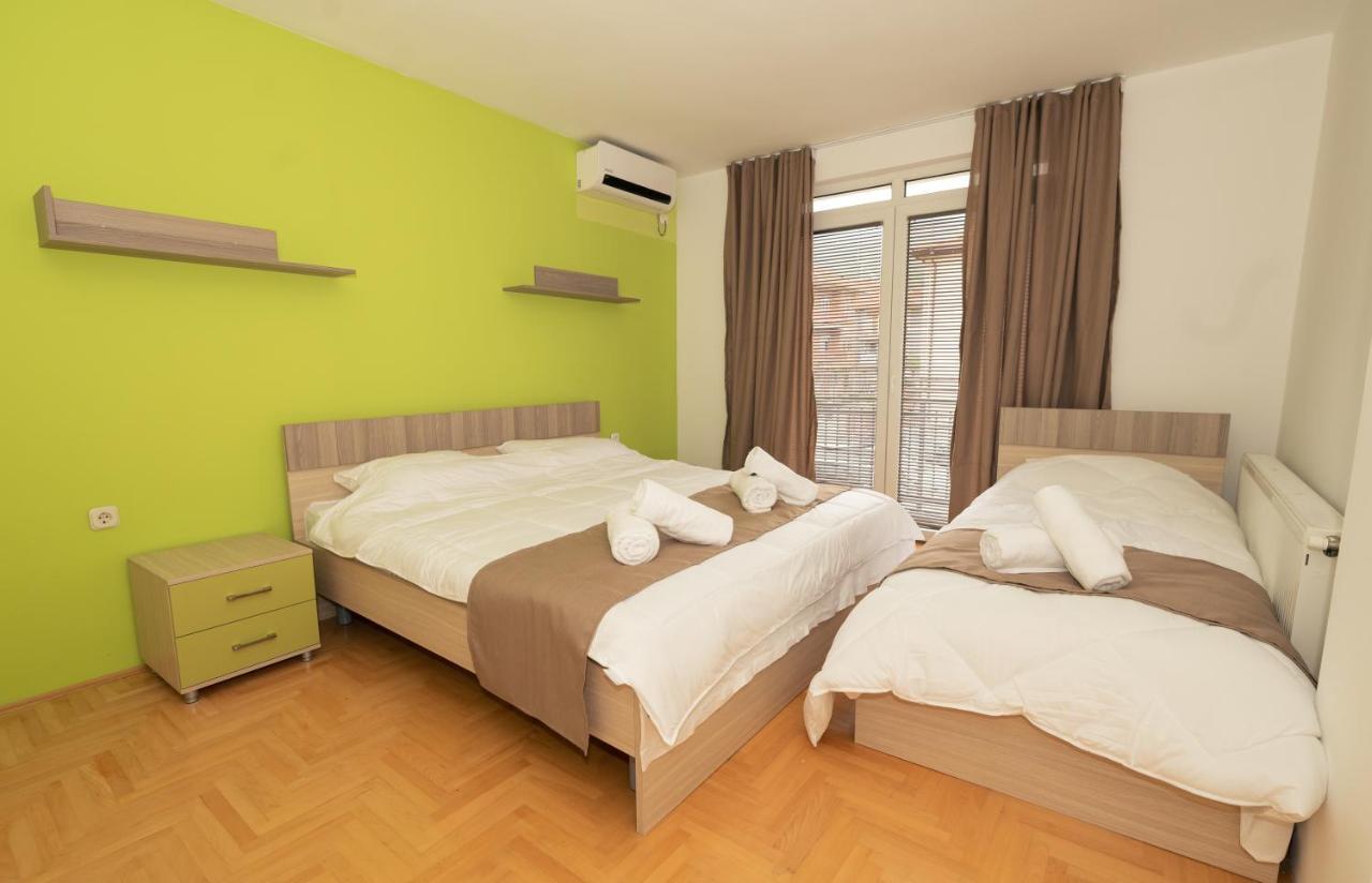 Guest House La Baja Охрид Екстериор снимка
