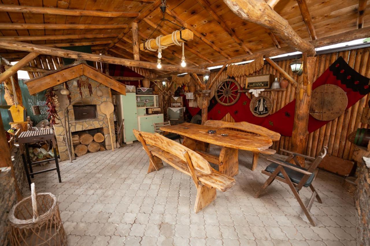 Guest House La Baja Охрид Екстериор снимка